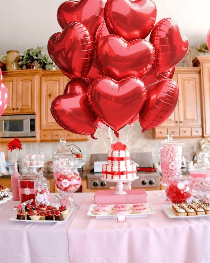 25.4cm Red Heart Foil Balloons – Valentine’s Day Romantic Decoration for Weddings & Engagement Parties